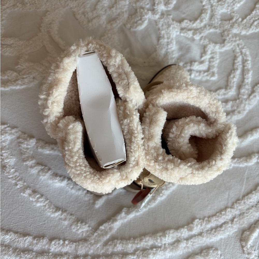 NWT MIA Faux-Shearling Block Heel Ankle Boots sz 9M - Picture 7 of 8